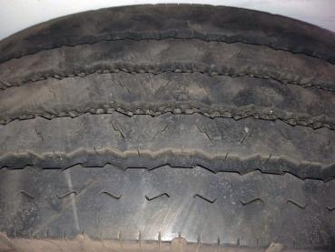 1x Lkw Anhänger Reifen 225/75 R17.7 126/128