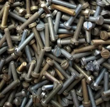 100 Stück Zylinderschraube mit Schlitz M4 x 20 mm - galvan.
