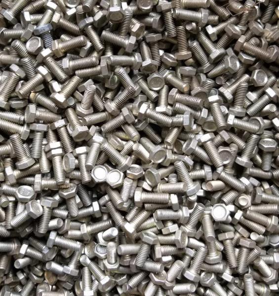 200 Stück Sechskantschrauben M6 x 16 mm - eloxiert